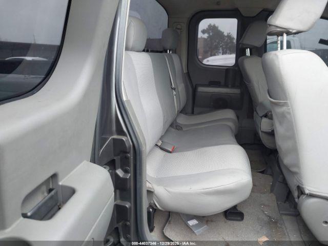 Nissan Titan Xe Image 11