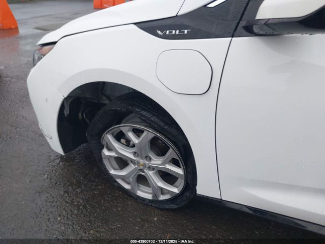 Chevrolet Volt Premier Image 13