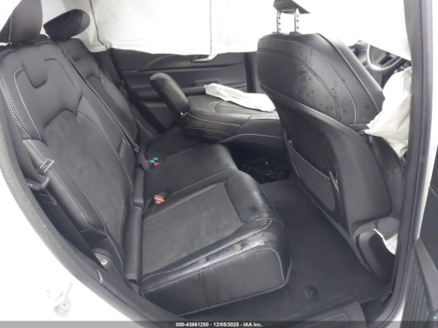 Jeep Grand Cherokee Altitude X 4x4 Image 15