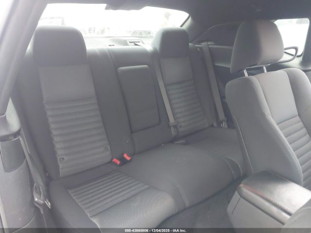 Dodge Challenger Image 7