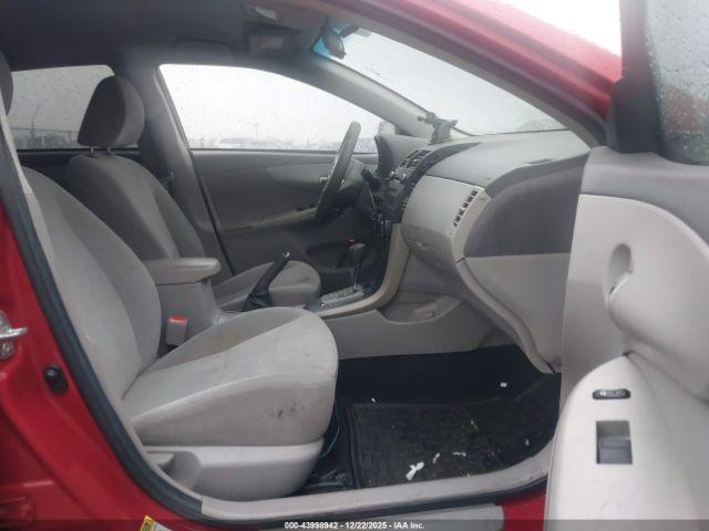 Toyota Corolla Le Image 11