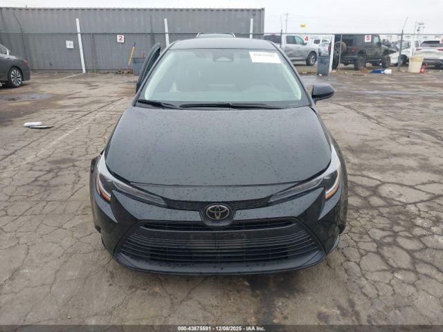 Toyota Corolla Le Image 14