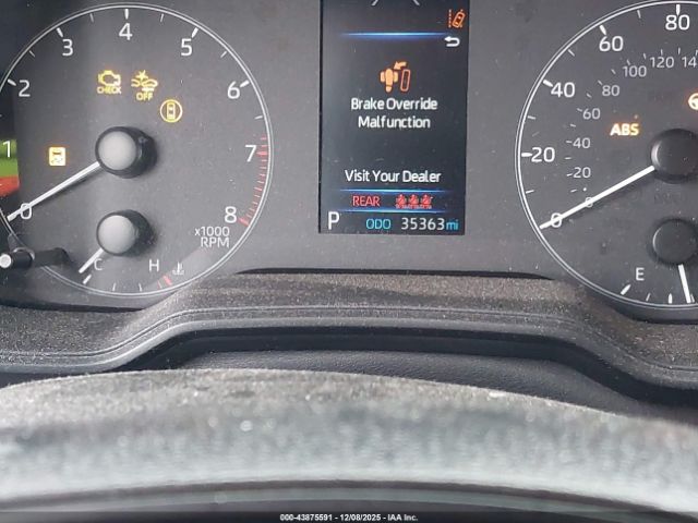 Toyota Corolla Le Image 16