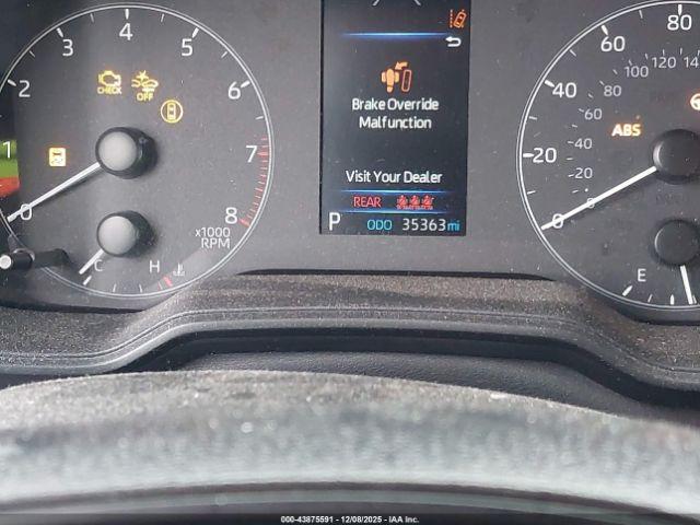 Toyota Corolla Le Image 16