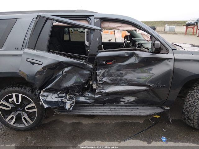 Chevrolet Tahoe 2wd Lt Image 11