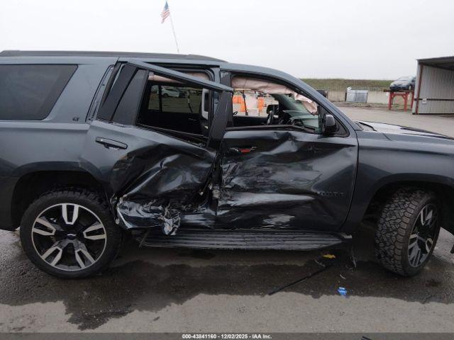 Chevrolet Tahoe 2wd Lt Image 2