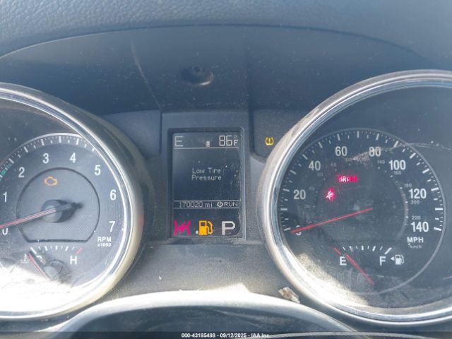 Jeep Grand Cherokee Laredo Image 11