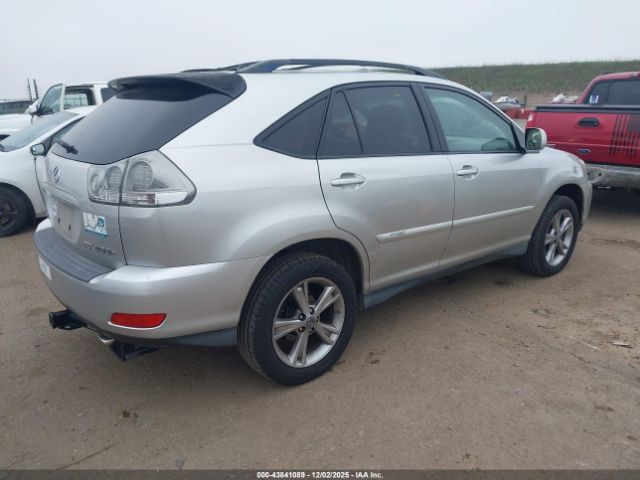 Lexus RX Image 7
