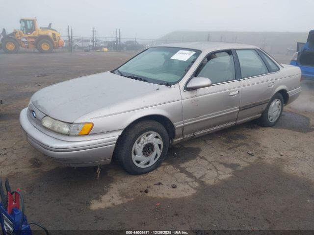 Ford Taurus Gl Image 3