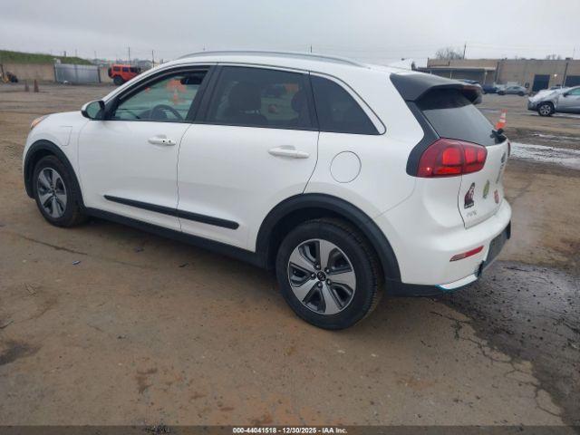 Kia Niro Lx Image 15