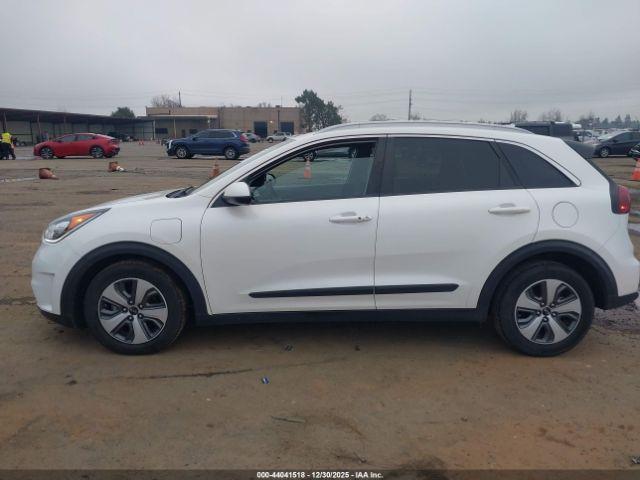 Kia Niro Lx Image 11