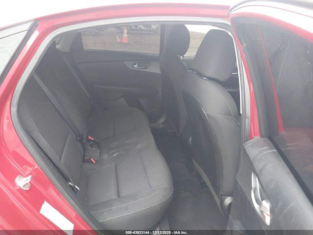 Kia Forte Lxs Image 10