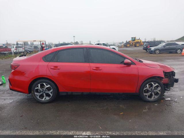 Kia Forte Lxs Image 14