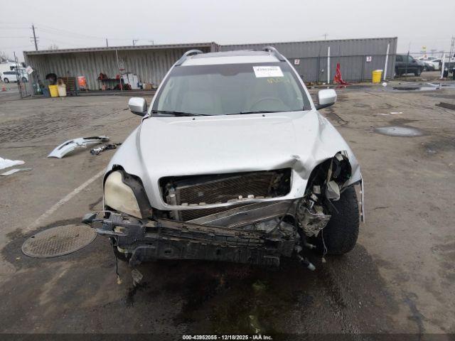 Volvo XC90 V8 Image 8