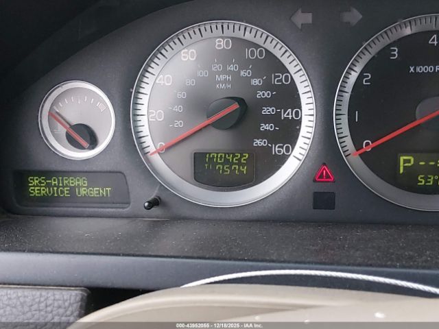 Volvo XC90 V8 Image 16