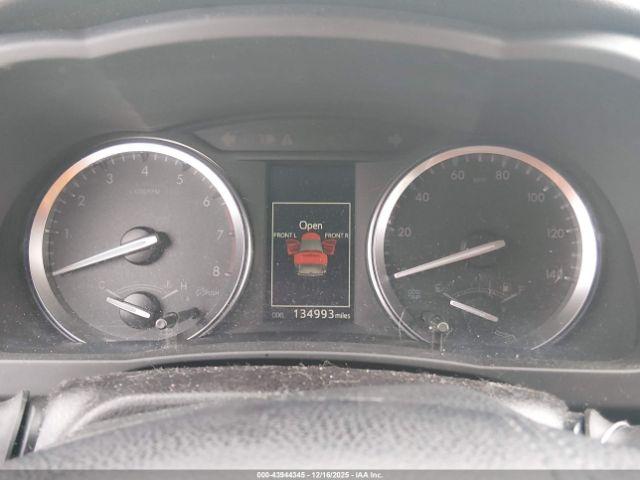 Toyota Highlander Xle V6 Image 6