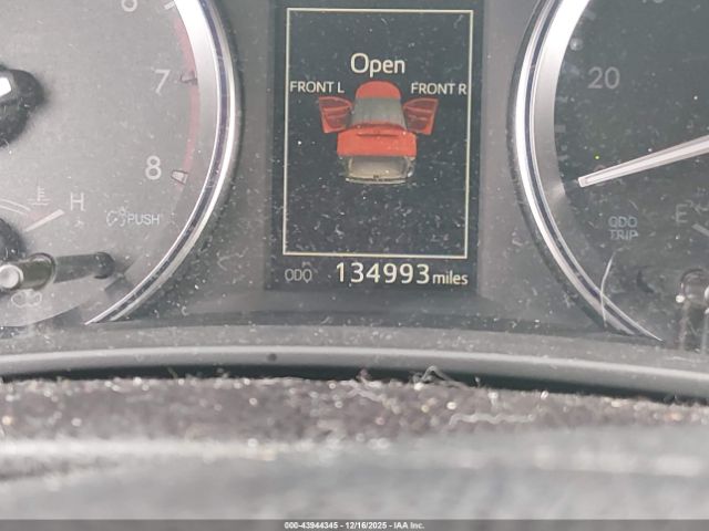 Toyota Highlander Xle V6 Image 2