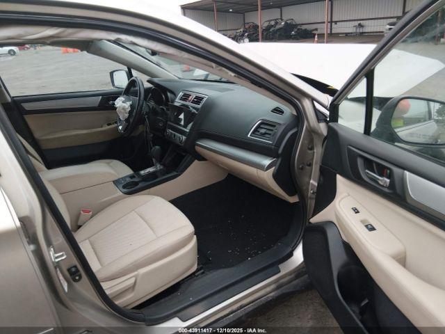 Subaru Outback 2.5i Premium Image 6