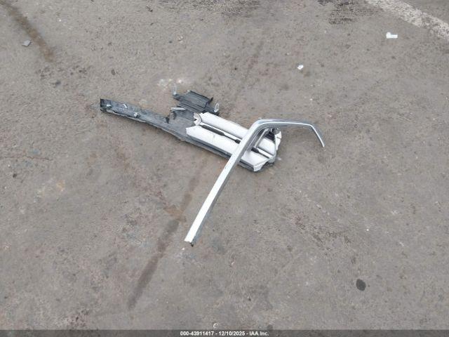 Subaru Outback 2.5i Premium Image 10