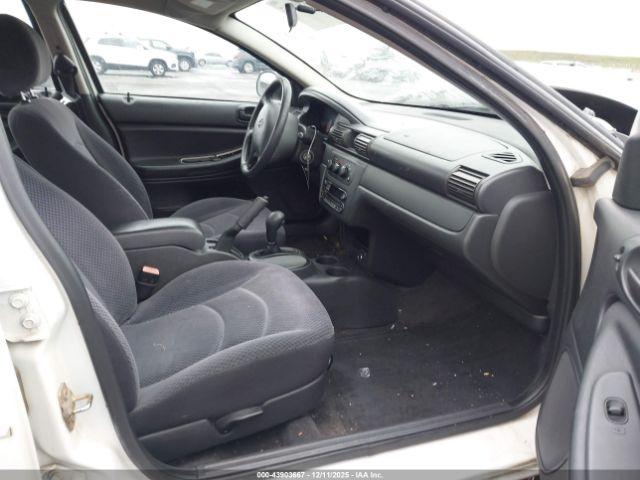 Dodge Stratus Sxt Image 2