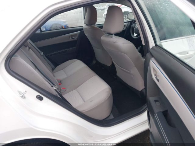 Toyota Corolla Le Plus Image 6