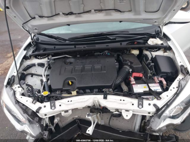 Toyota Corolla Le Plus Image 5