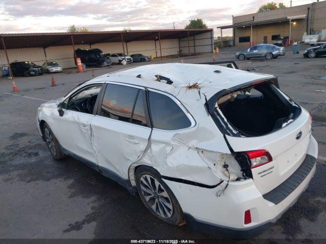 Subaru Outback 2.5i Limited Image 12