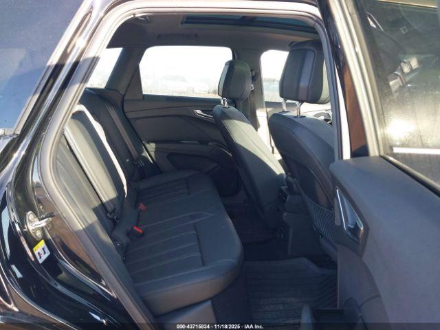 Audi Q4 Premium Plus 40 Rwd Image 2