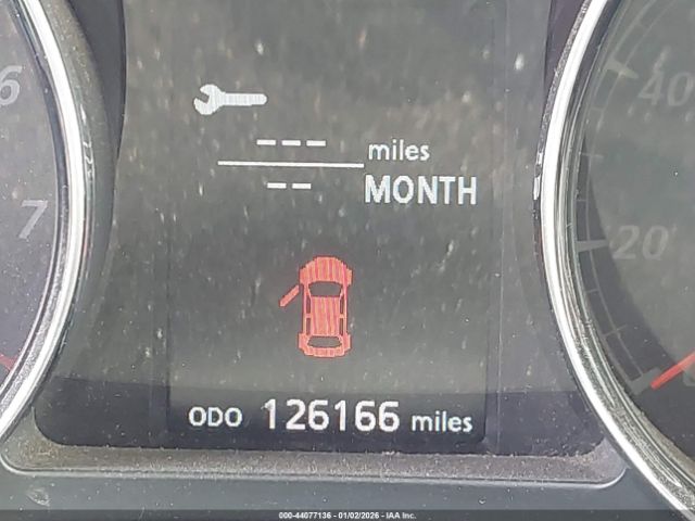 Mitsubishi Outlander Le Image 10