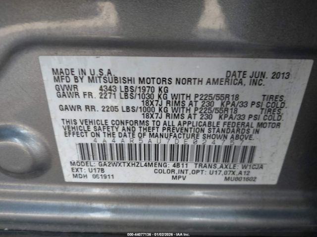 Mitsubishi Outlander Le Image 6