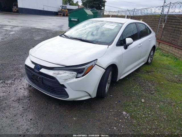 Toyota Corolla Hybrid Le Image 8
