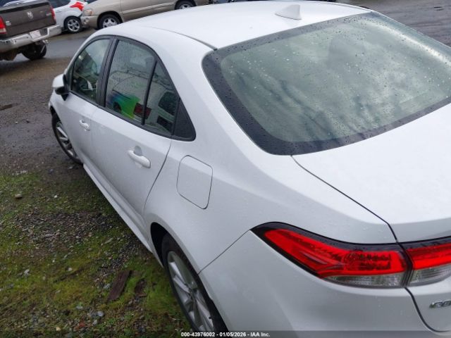 Toyota Corolla Hybrid Le Image 16
