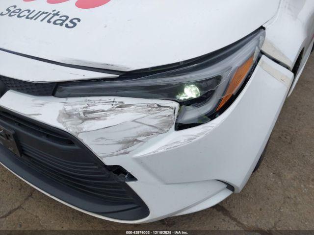 Toyota Corolla Hybrid Le Image 18