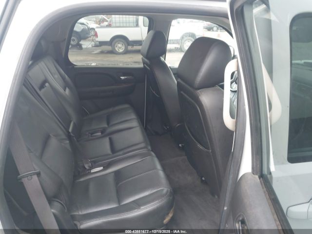 GMC Yukon Slt2 Image 16