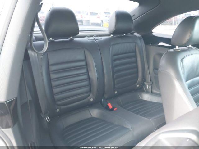 Volkswagen Beetle 2.0t Turbo Image 13