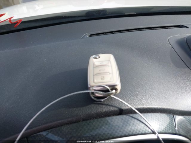 Volkswagen Beetle 2.0t Turbo Image 10