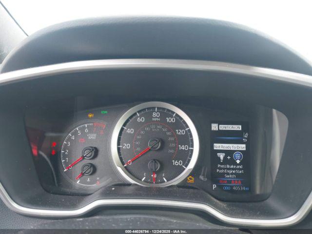 Toyota Corolla Se Image 9