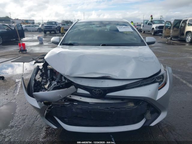 Toyota Corolla Se Image 6