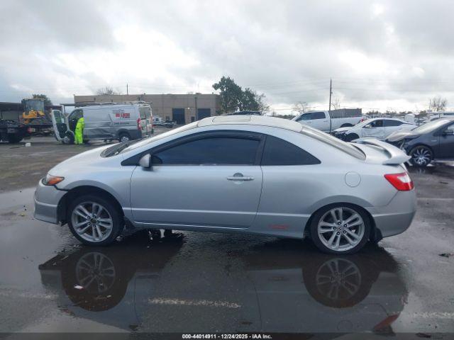 Honda Civic Si Image 10