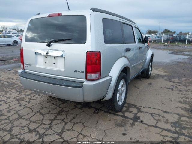 Dodge Nitro Image 8