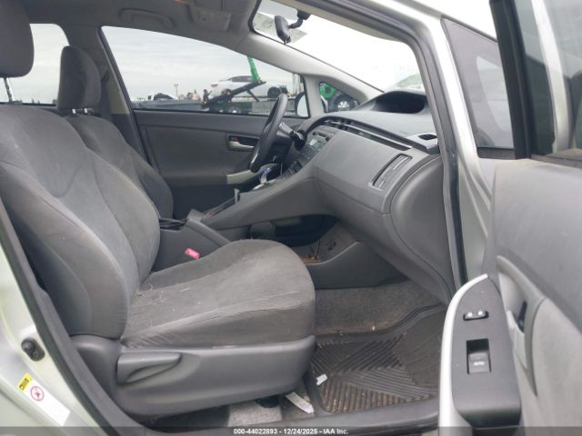 Toyota Prius Ii Image 11