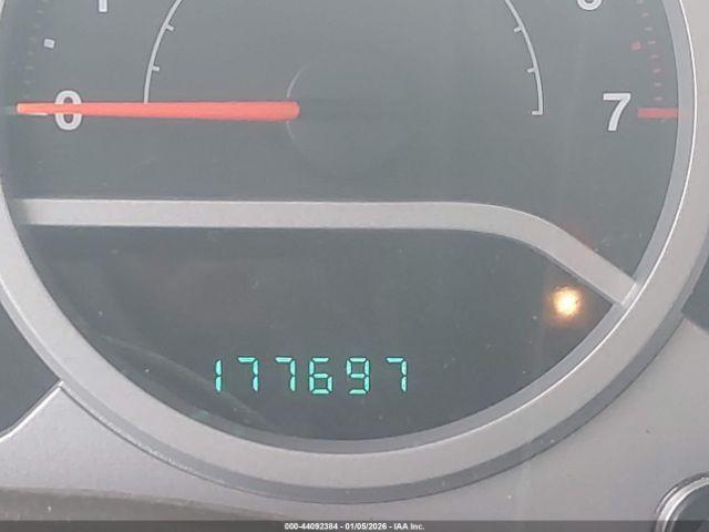 Jeep Wrangler Sahara Image 7