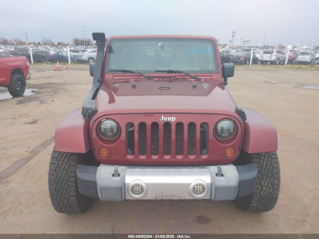 Jeep Wrangler Sahara Image 13