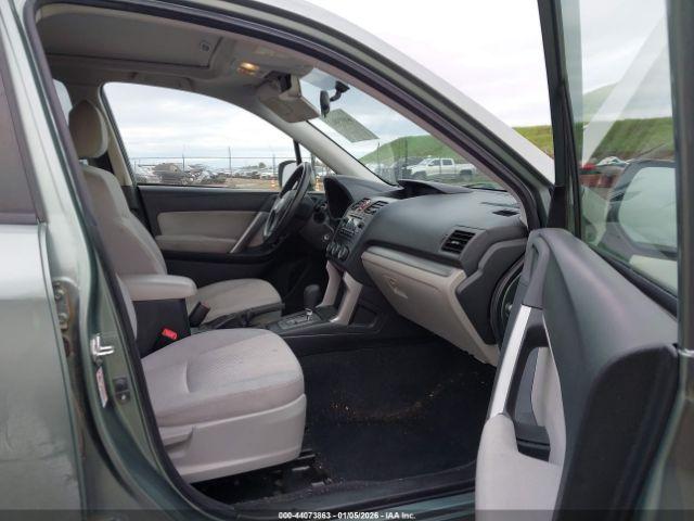 Subaru Forester 2.5i Premium Image 10