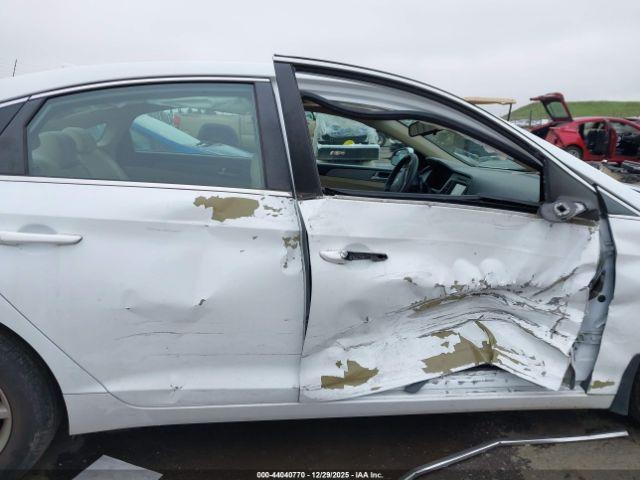 Hyundai SONATA Se Image 4