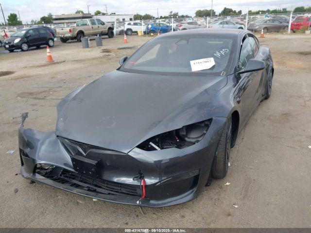 Tesla Model S Image 3