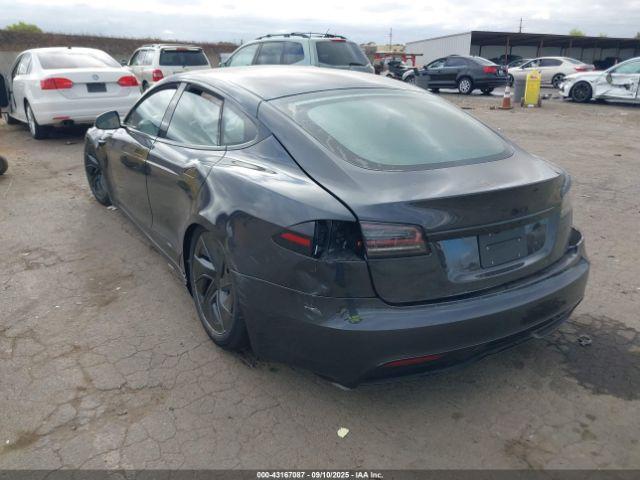 Tesla Model S Image 4