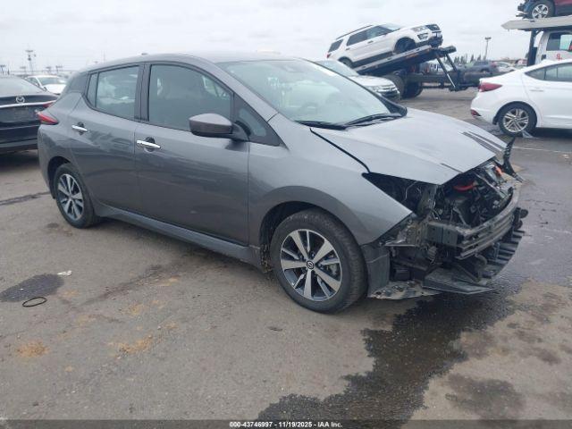  Salvage Nissan LEAF