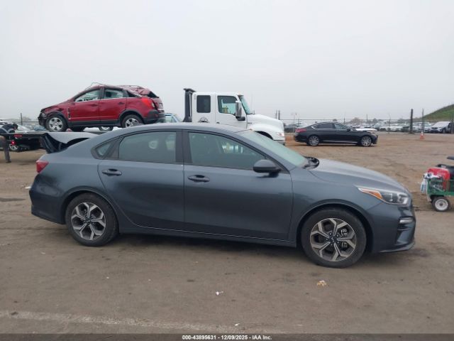 Kia Forte Lxs Image 10