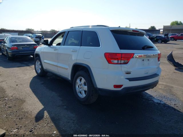 Jeep Grand Cherokee Laredo Image 16